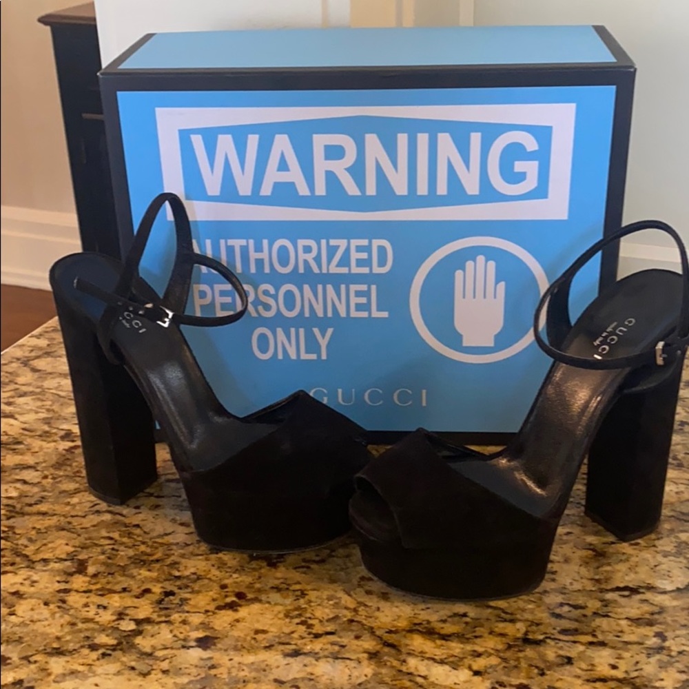 Gucci platform high heel sandals black velvet